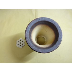 画像2: 岩石胴しぼり春ラン鉢 5号(鉢底サナ付き)